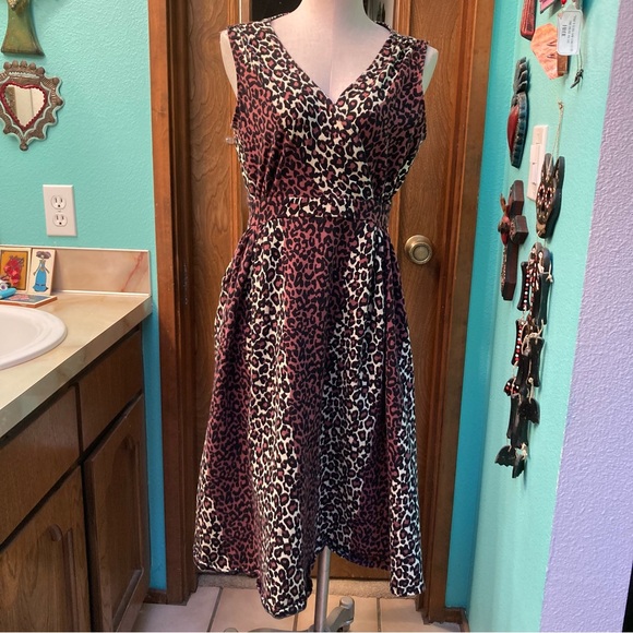 Beautiful 2X Leopard Print Dress - Picture 1 of 11